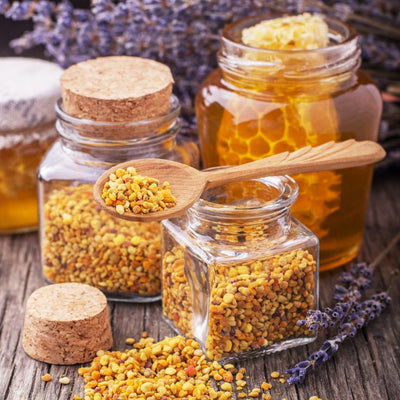 Bee Pollen vs. Honey: What’s the Difference?